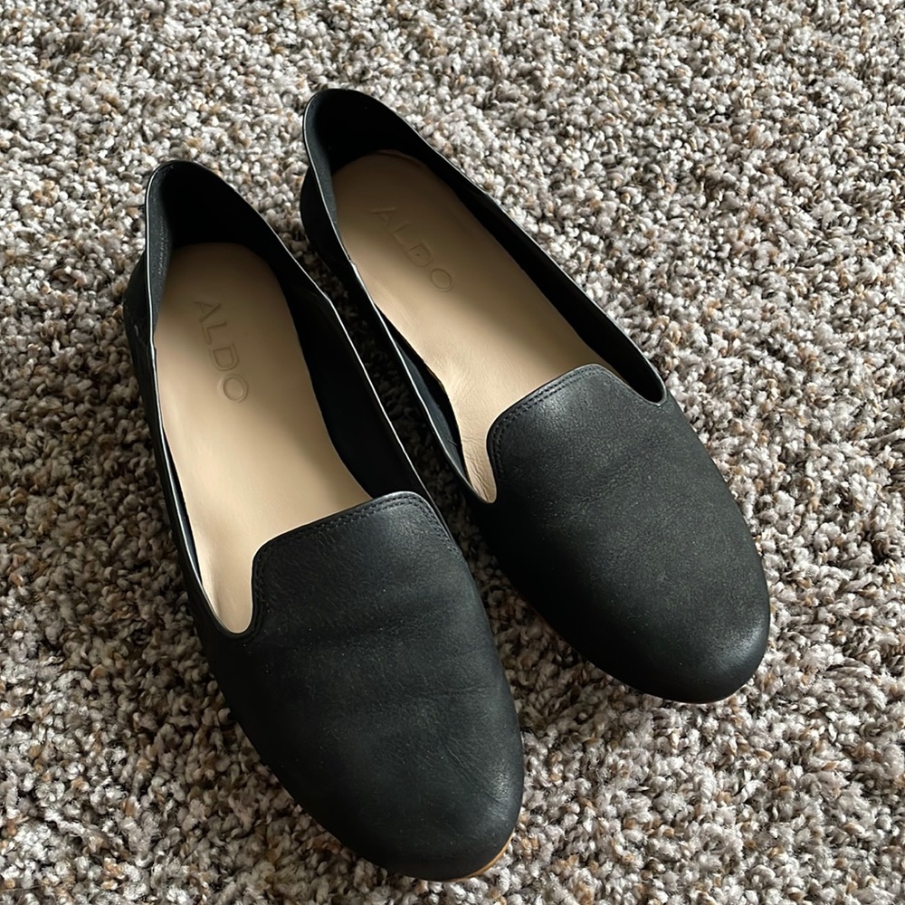 Aldo Black Flats/Loafers Size 6